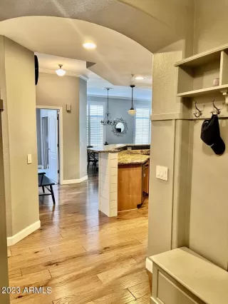 Photo #6: 6514085 Listing 