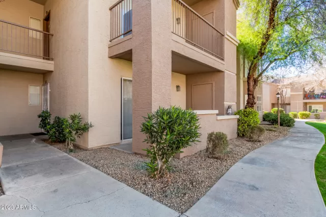 MLS: 6514095 Condo For Sale