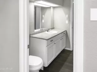 Photo #6: 6514309 Listing