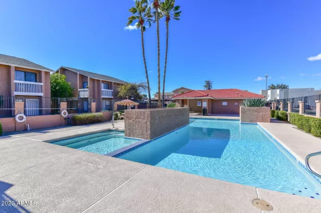 MLS: 6514559 Condo For Sale