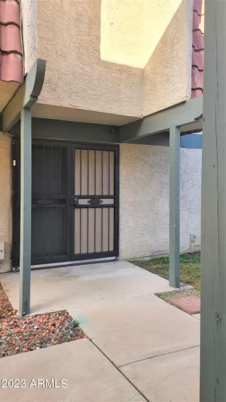 Photo #6: 6514793 Listing