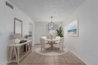 Photo #1: 6514841 Listing