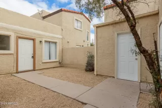 Photo #4: 6514841 Listing