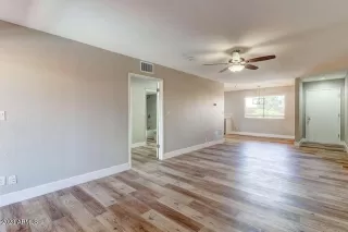 Photo #5: 6514842 Listing 