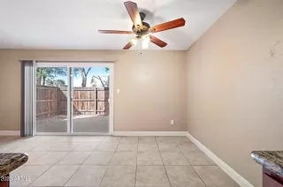 Photo #5: 6515004 Listing