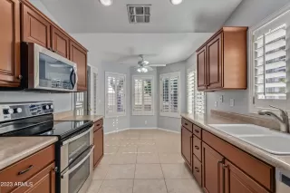 Photo #4: 6515053 Listing 