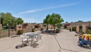 Photo #6: 6515123 Listing