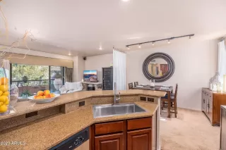 Photo #3: 6515282 Listing