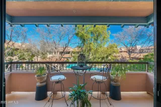 Photo #6: 6515282 Listing