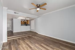 Photo #5: 6515522 Listing