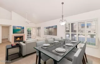 Photo #4: 6515624 Listing