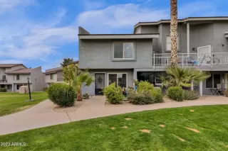 Photo #2: 6515640 Listing