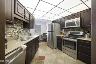 Photo #2: 6515641 Listing