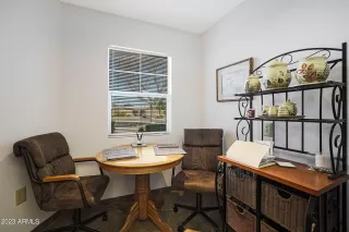 Photo #5: 6515641 Listing
