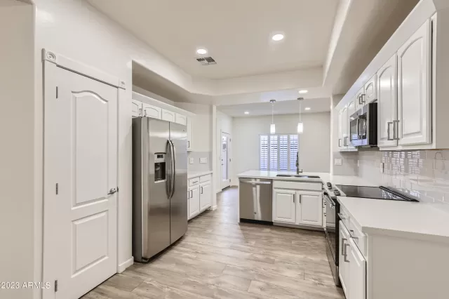 MLS: 6515738 Condo For Sale