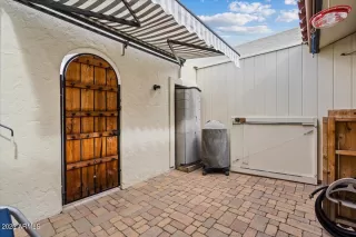 Photo #3: 6515781 Listing