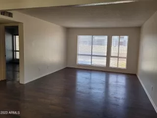 Photo #2: 6515784 Listing