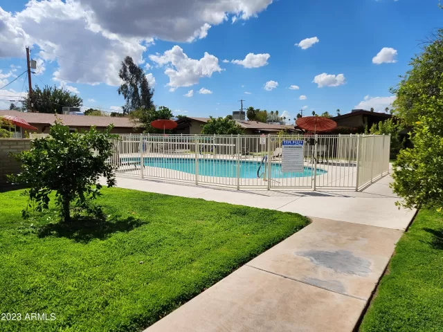 MLS: 6515792 Condo For Sale