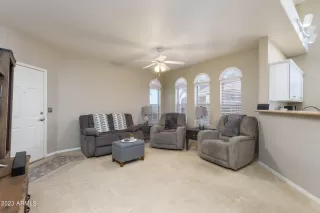 Photo #6: 6515793 Listing