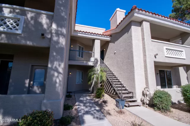 MLS: 6515888 Condo For Sale