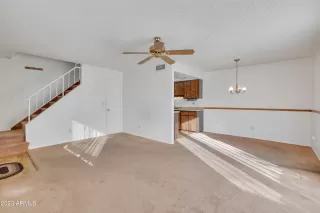 Photo #3: 6516060 Listing