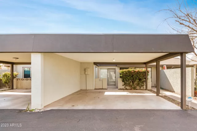 MLS: 6516166 Condo For Sale