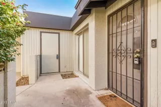 Photo #3: 6516166 Listing 