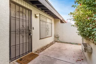 Photo #4: 6516166 Listing 