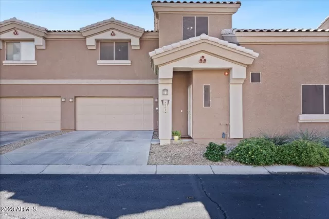 MLS: 6516242 Condo For Sale