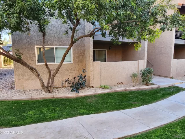 MLS: 6516292 Condo For Sale