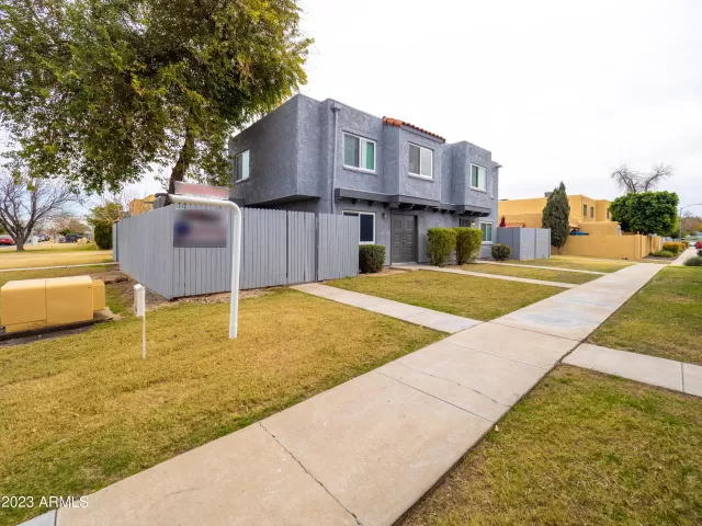 MLS: 6516320 Condo For Sale