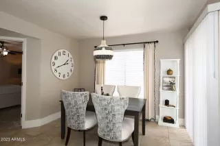 Photo #5: 6516374 Listing