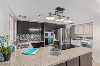 Photo #1: 6516376 Listing