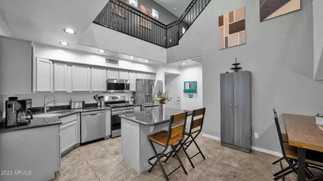 MLS: 6516493 Condo For Sale