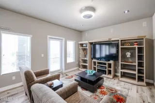 Photo #2: 6516580 Listing 