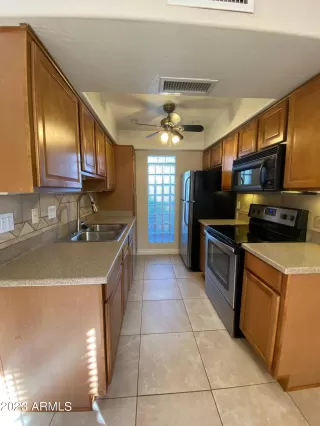 Photo #4: 6516605 Listing 