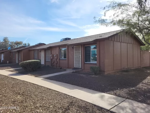 MLS: 6516685 Condo For Sale