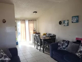 Photo #2: 6516685 Listing