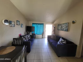 Photo #3: 6516685 Listing