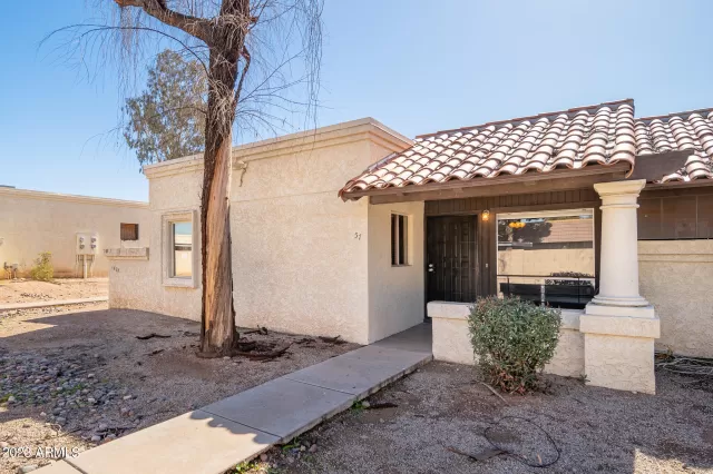 MLS: 6516686 Condo For Sale