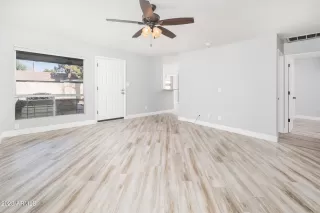 Photo #1: 6516686 Listing 