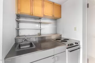 Photo #5: 6516868 Listing