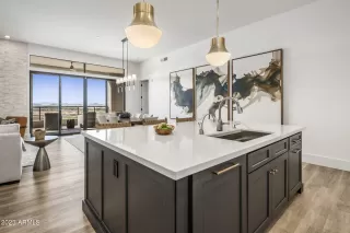 Photo #5: 6516897 Listing 