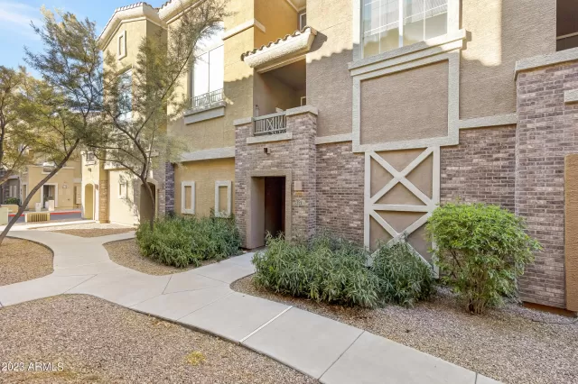 MLS: 6516898 Condo For Sale