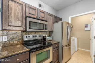 Photo #2: 6517036 Listing