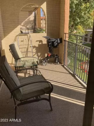 Photo #2: 6517047 Listing