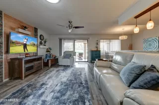 Photo #2: 6517119 Listing 