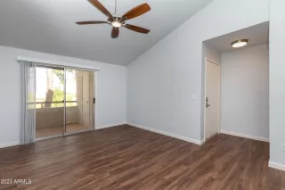 Photo #4: 6517430 Listing 