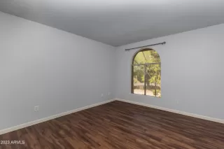 Photo #6: 6517430 Listing 