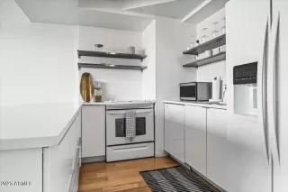 Photo #4: 6517566 Listing